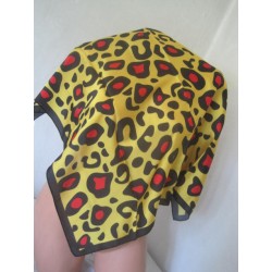 šátek z high quality...