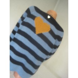 svetr s vlnou zadní díl