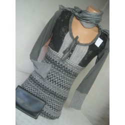 šaty s vlnou top stav