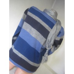 svetr s vlnou zadní díl