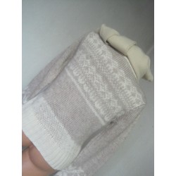 svetr s vlnou zadní díl