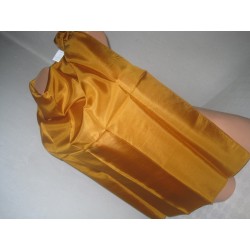 šátek z hedvábí Top stav