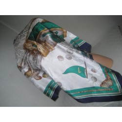 šátek z kravatového hedvábí...